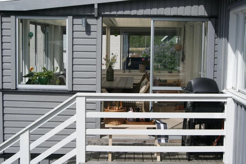 Terrass - Villa with Sea View in Österskär