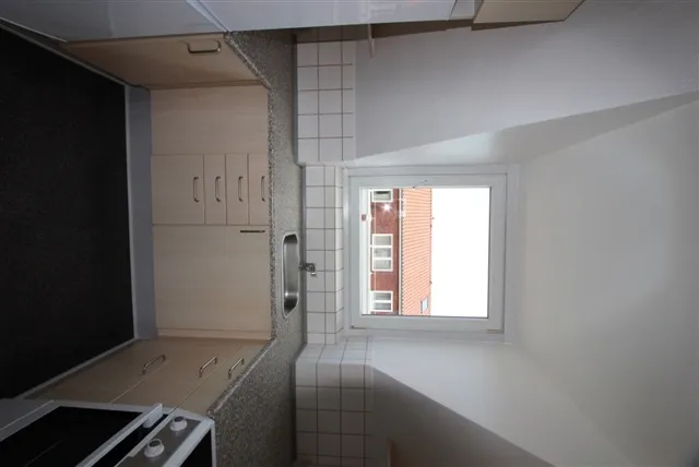 Kitchen - Bright Apartment with Balcony in Willemoesgade