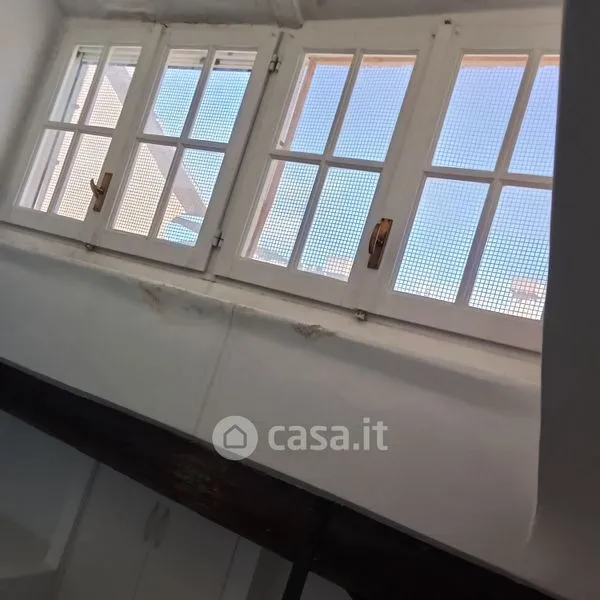 Pièces - Mansarded Studio in Historic Building, Genoa