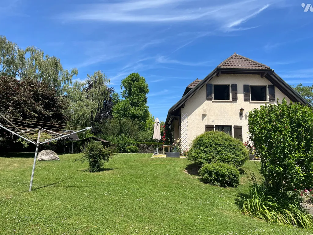 Giardino - House with Garden in Divonne-les-Bains