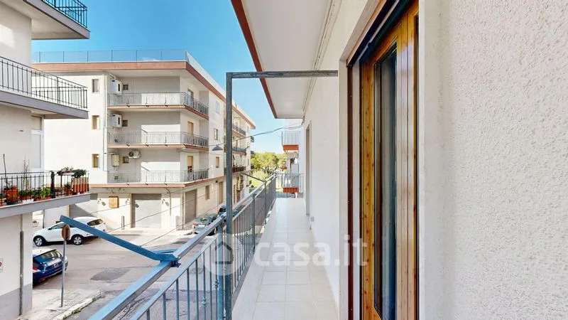 Balcon - Rustic Apartment with Balcony in Ceglie Messapica