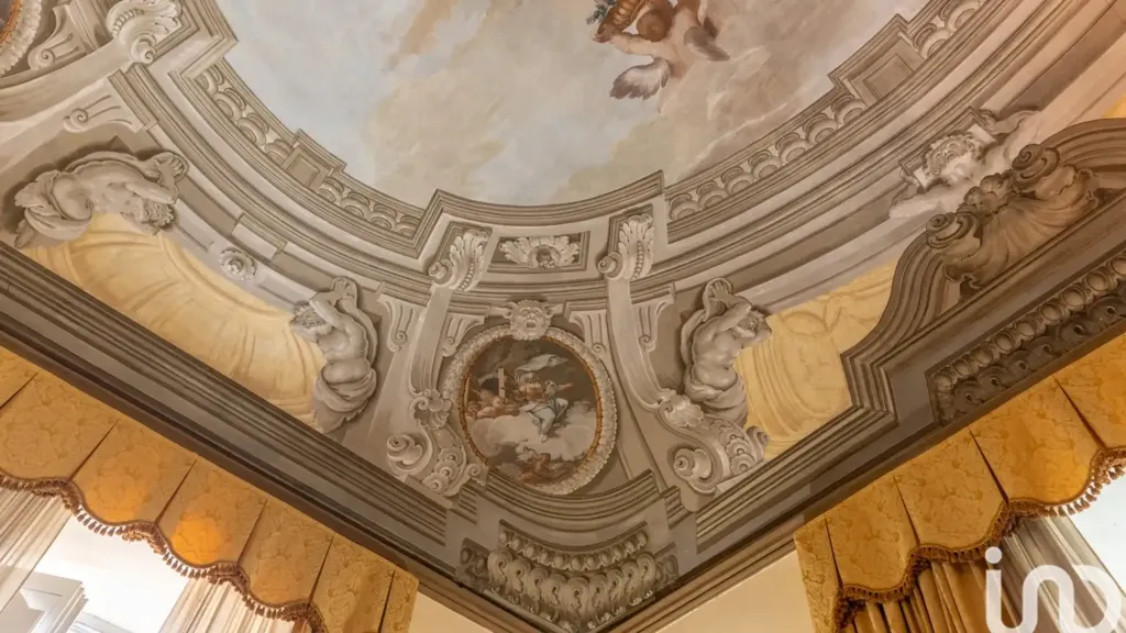 Pièces - Historic Apartment with Artwork in Ancona