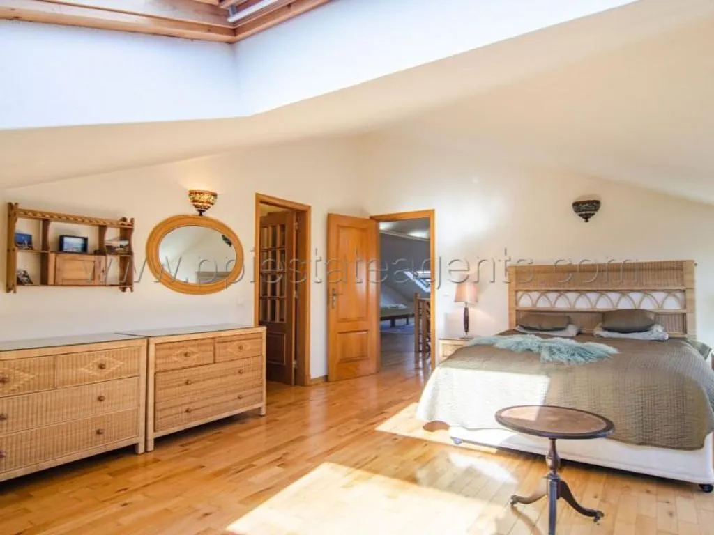Bedrooms - Luxury Villa with Pool in Lagos Countryside