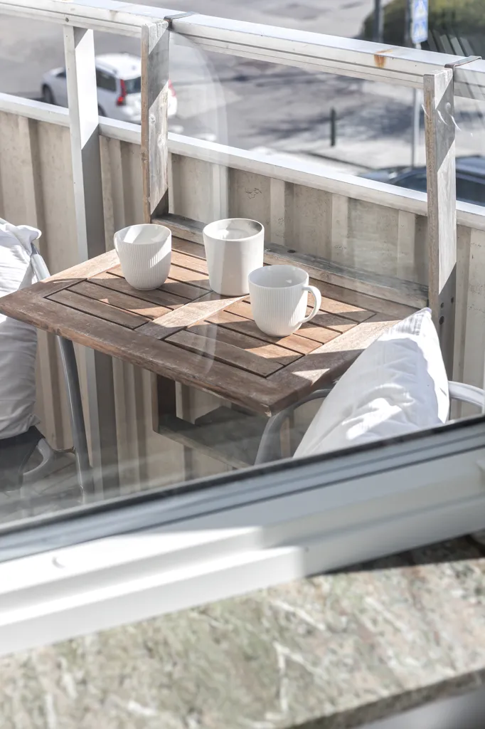 Balcon - Modern Apartment with South-Facing Balcony in Malmö