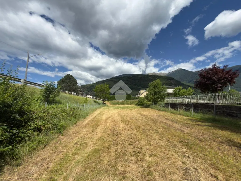 Giardino - Buildable Land with Panoramic Views in Teglio