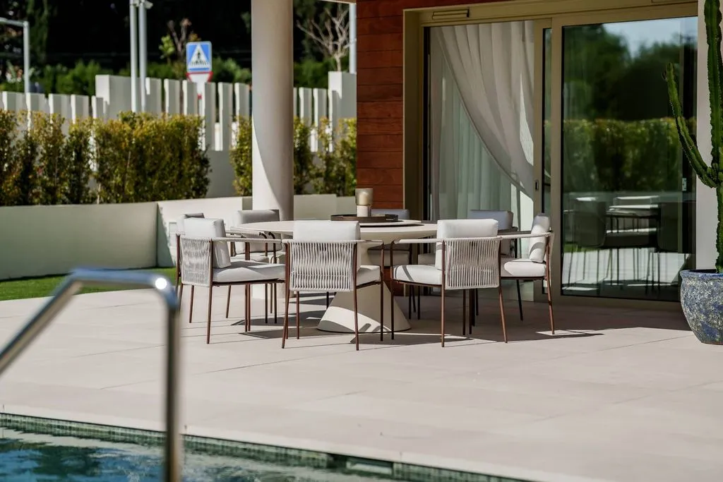 Bassein - Triplex with Rooftop Pool in Marbella Golden Mile