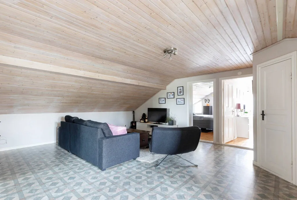 Maison 8 pièces à Heby kommun