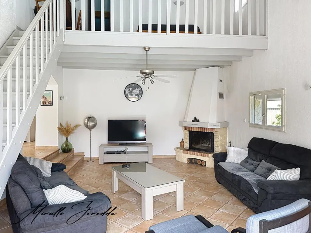 Elutuba - Villa with Pool in Jonquières-Saint-Vincent