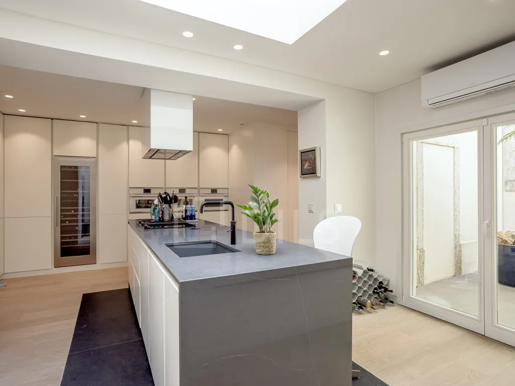 Cuisine - Isolated T5 House with Pool in Monte Estoril