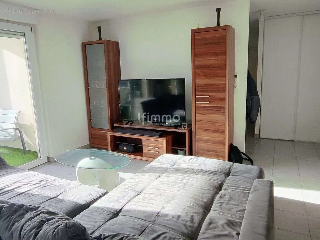 Séjour - Appartement Basse Consommation avec Garage à Bischwiller