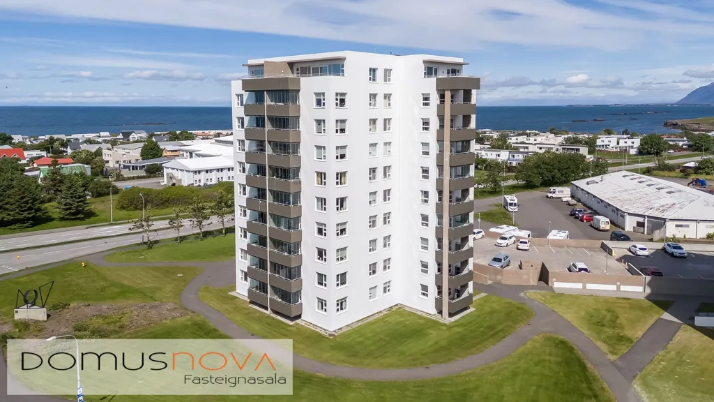 Vue aérienne - Two-Bedroom Apartment with Balcony in Akranes