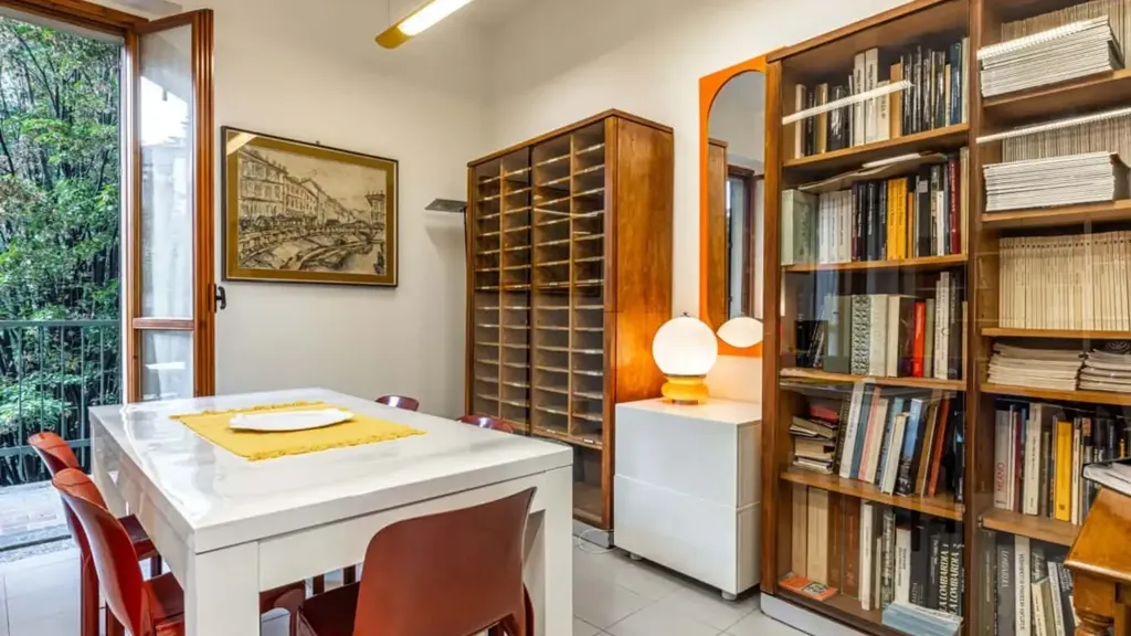 Kabinet - Studio Apartment with Balcony in Milan