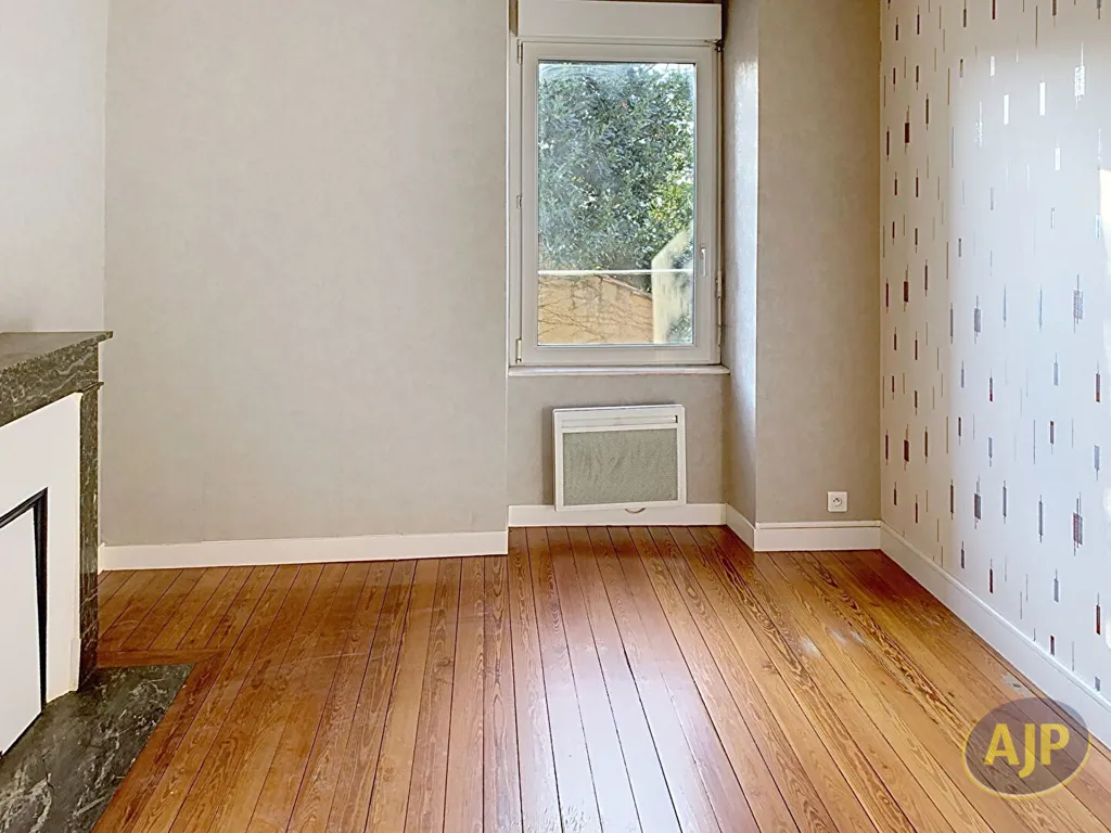 Elutuba - 2-Bedroom Apartment in La Roche-sur-Yon