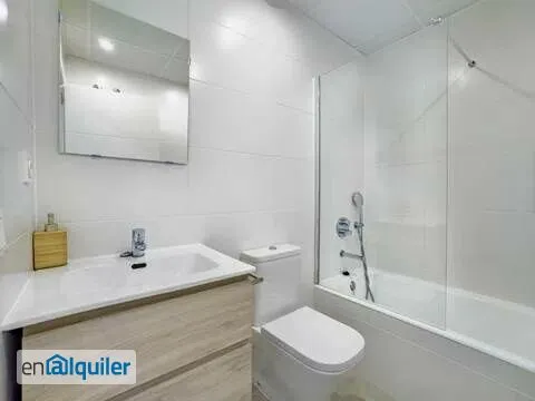 Bathrooms - Apartment with Panoramic Views in Nueva Andalucía, Marbella