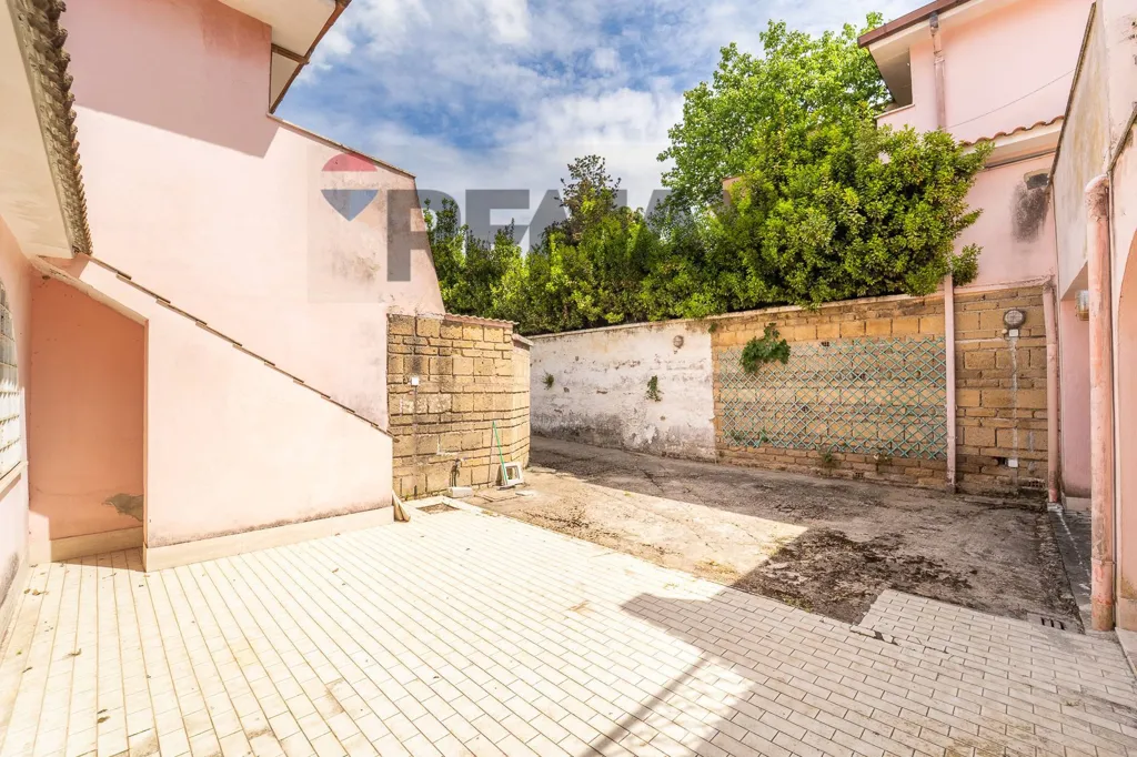 Aed - Villa with Panoramic View in Rome