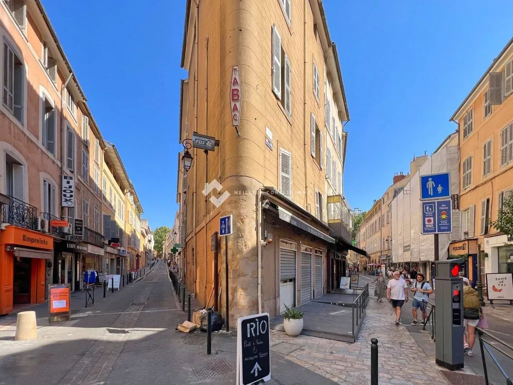 Extérieur - Immeuble de rapport avec vue dégagée à Aix-en-Provence