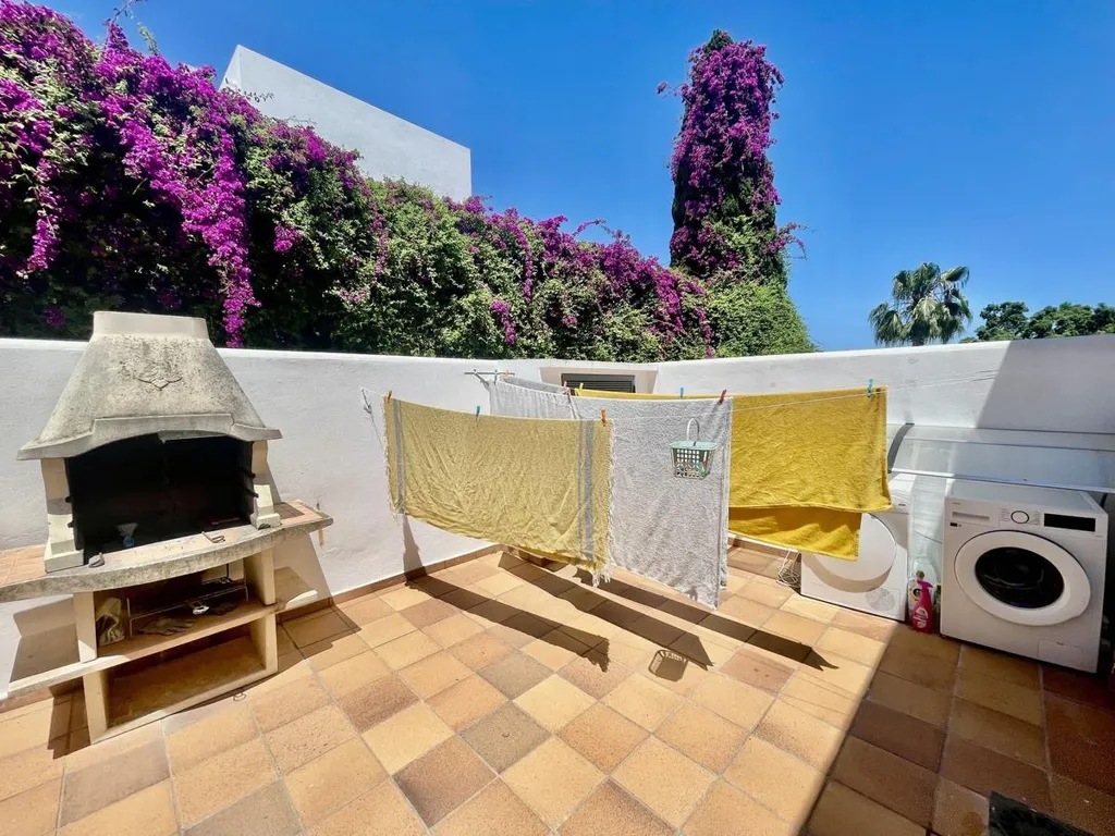 Terrasse - Beachside Villa with Woodland Access in Sotogrande
