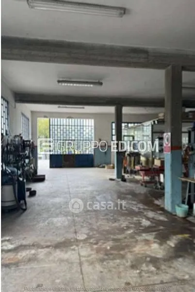 Garage - Industrial Complex with Apartments in Codigoro