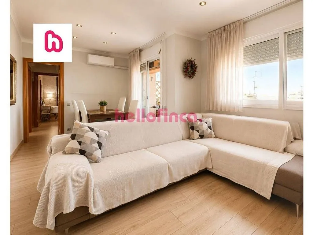 Living Room - Apartment with Balcony in Can Rull, Sabadell