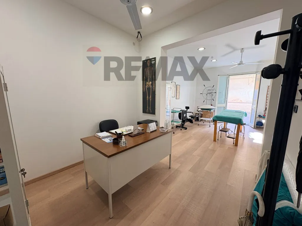 Studio - Professional Studio with Terrace in Comiso