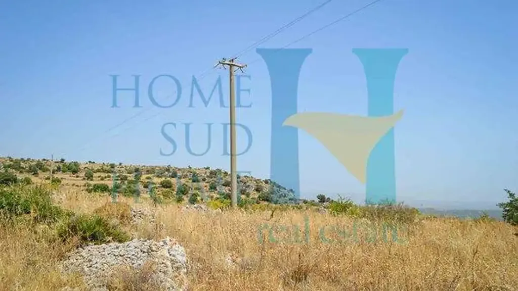 Aed - Buildable Land with Panoramic Potential in Noto