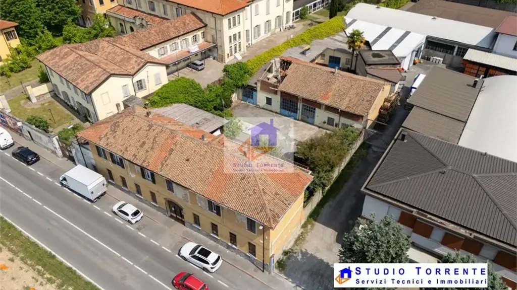 Õhuvaade - Bifamiliar Villa with Terrace in Cormano, Milan