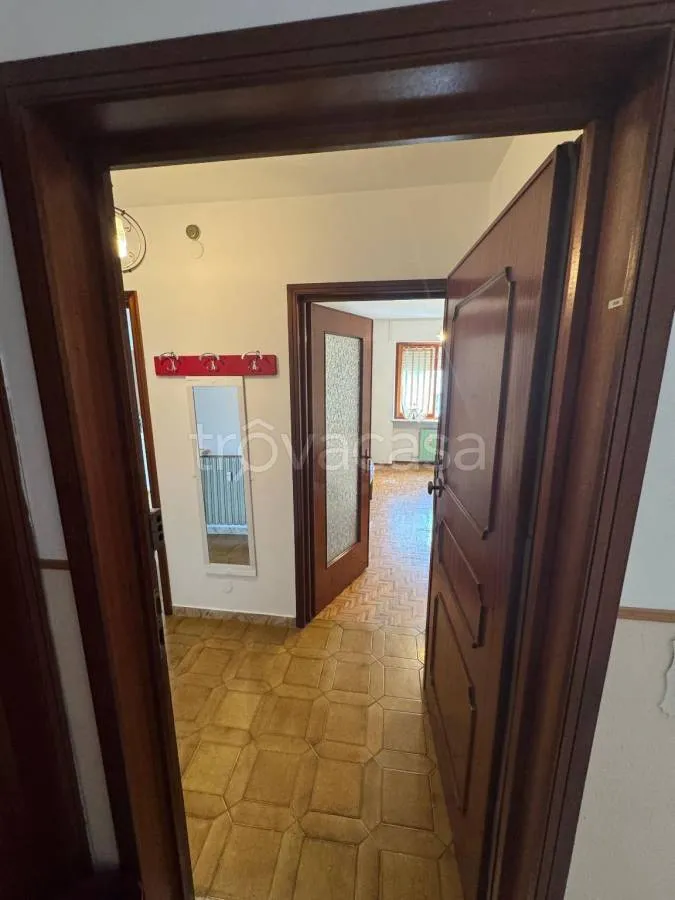Esik - Apartment with Balcony in Vernante