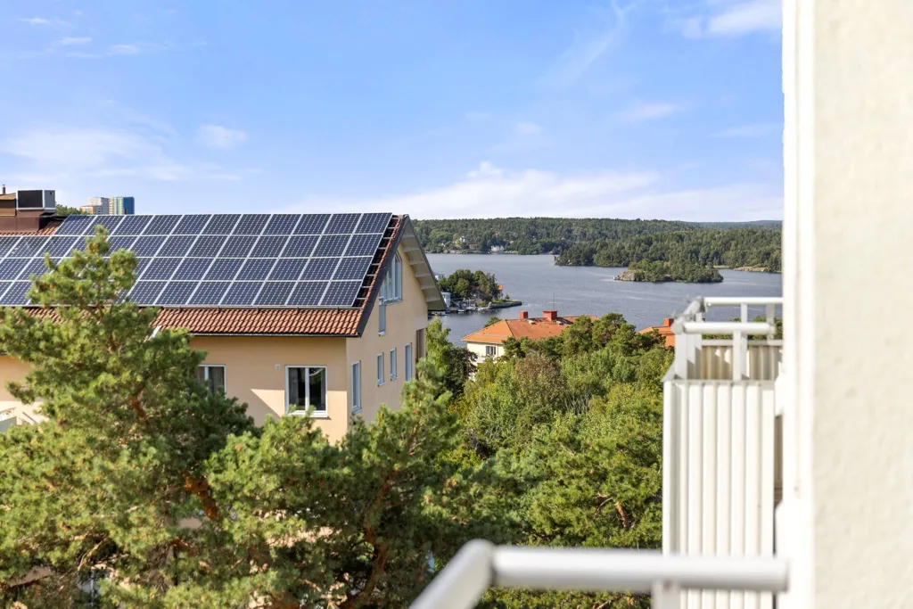 Balcon - Renovated Apartment with Mälaren View in Södermalm