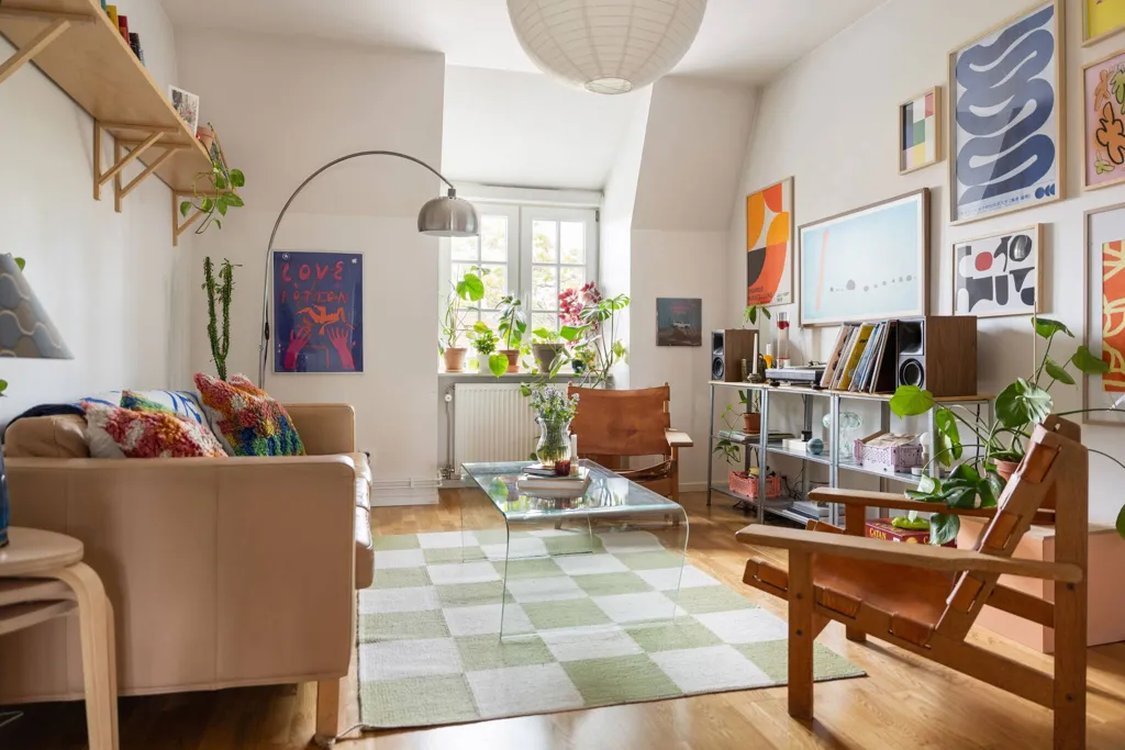 Séjour - Charming Two-Bedroom Apartment with Fireplace in Enskede