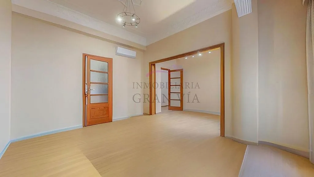 Entrée - Apartment with Air Conditioning in Arrancapins
