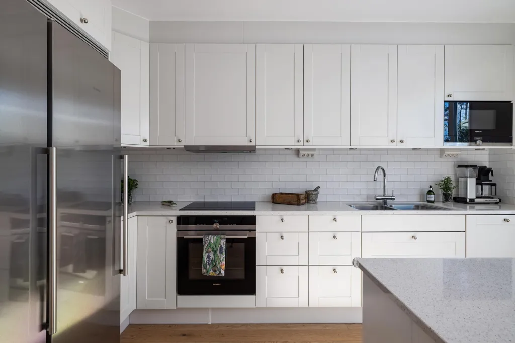 Cuisine - Co-op House with Central Location in Vega