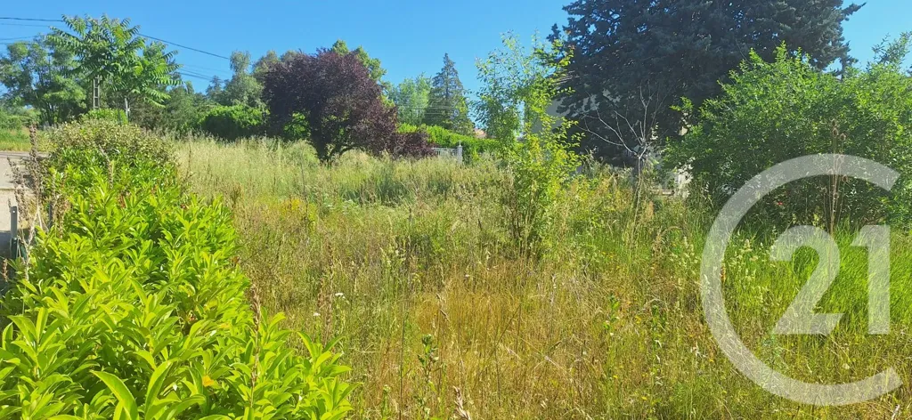 Aed - Buildable Plot with Pool Potential in Charly
