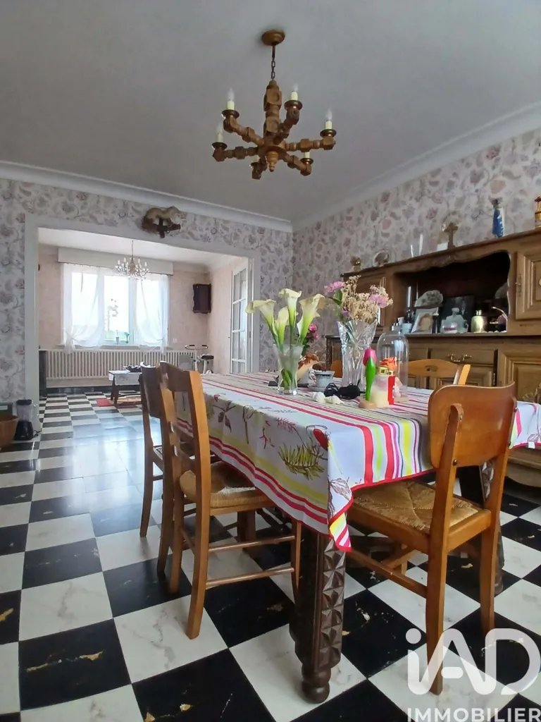 Sala da pranzo - Charming House with Garden in Mametz