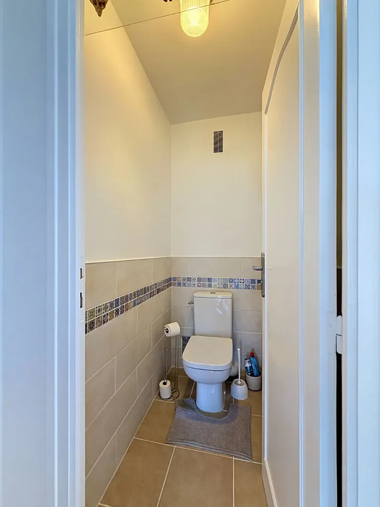 Vannitoad - Bright 3-Bedroom Flat in Biarritz