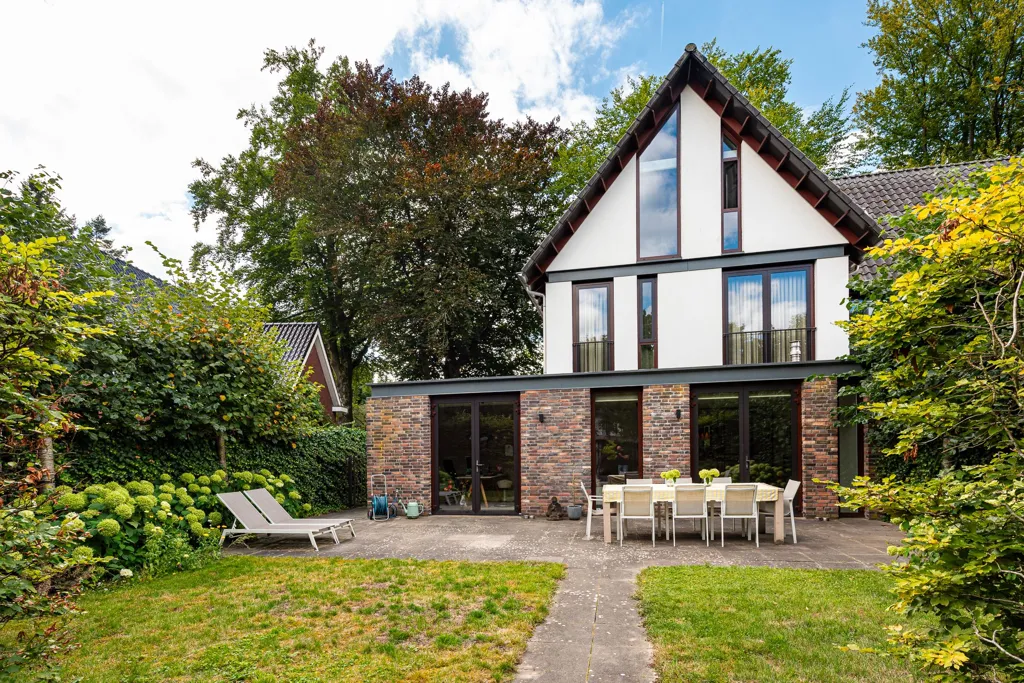 Jardin - Modern Half-Detached House with Garden in Doorn