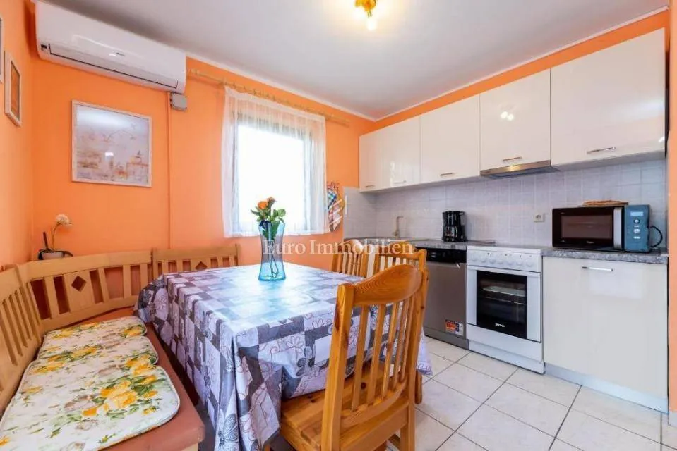 Sala da pranzo - Apartment with Terrace in Baška