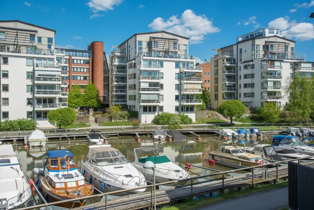 Välivaade - Apartment with Balcony in Sundbyberg