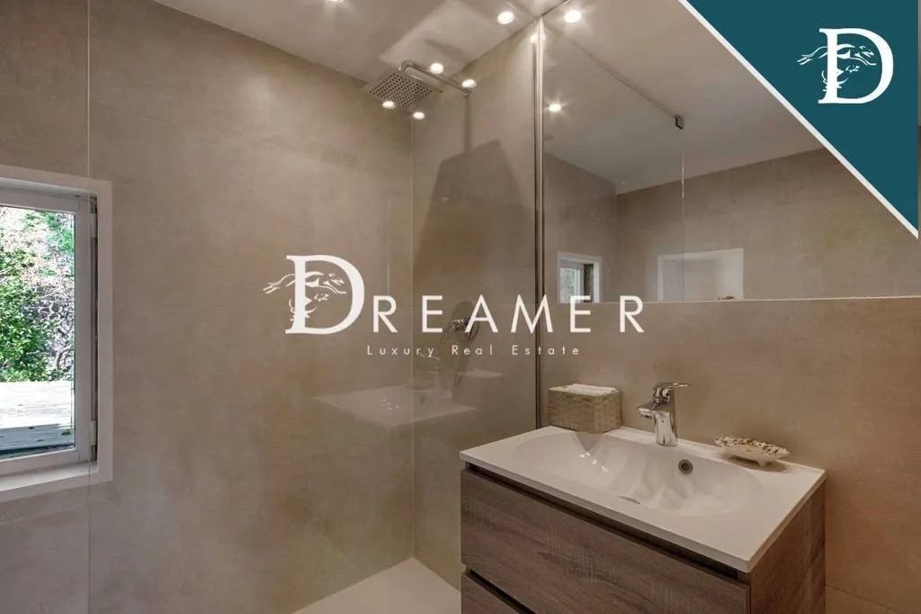 Vannitoad - Luxury Apartment with Private Garden in Florence