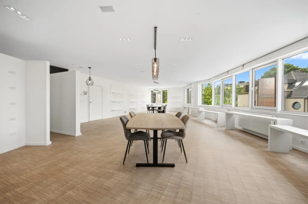 Söögituba - Office Space with Conversion Permit in Central Location