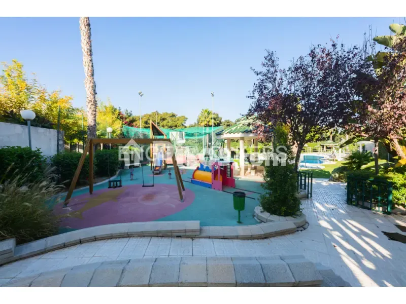 Garden - Modern Flat with Golf View in Alicante
