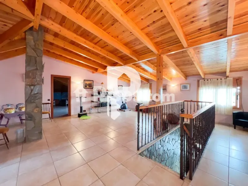 Séjour - Chalet with Jacuzzi in Vallirana