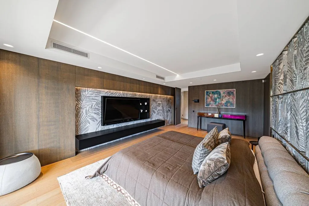 Bedrooms - 10-Bedroom Chalet with Pool in Guadalmina Baja