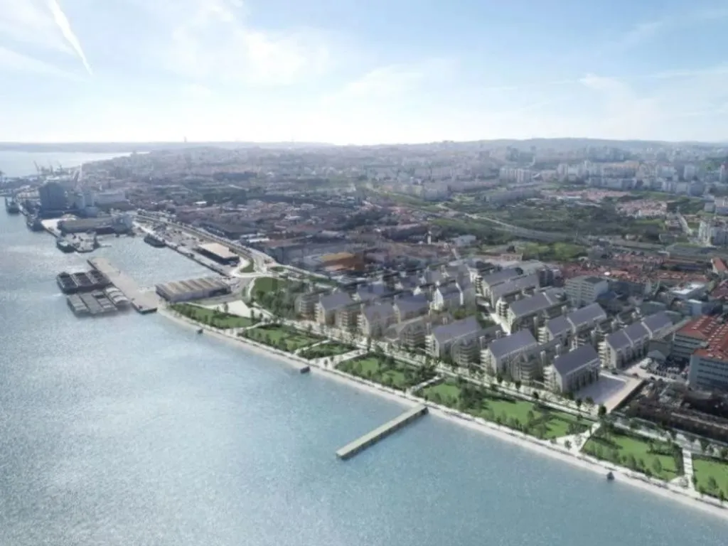 1 Bedroom Apartment with River View in Lisbon