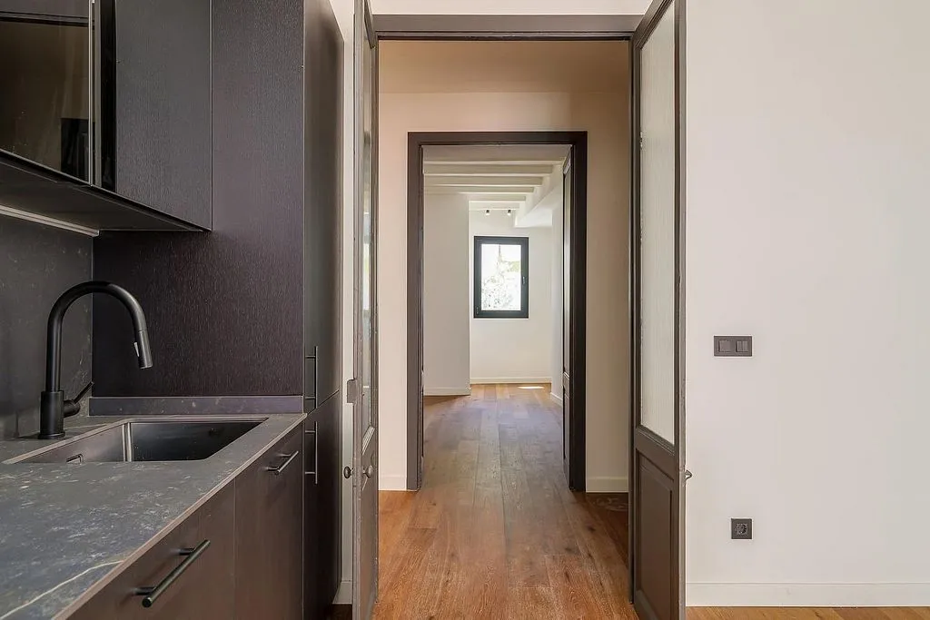 Cuisine - Luxury Flat with Balcony in El Born, Barcelona