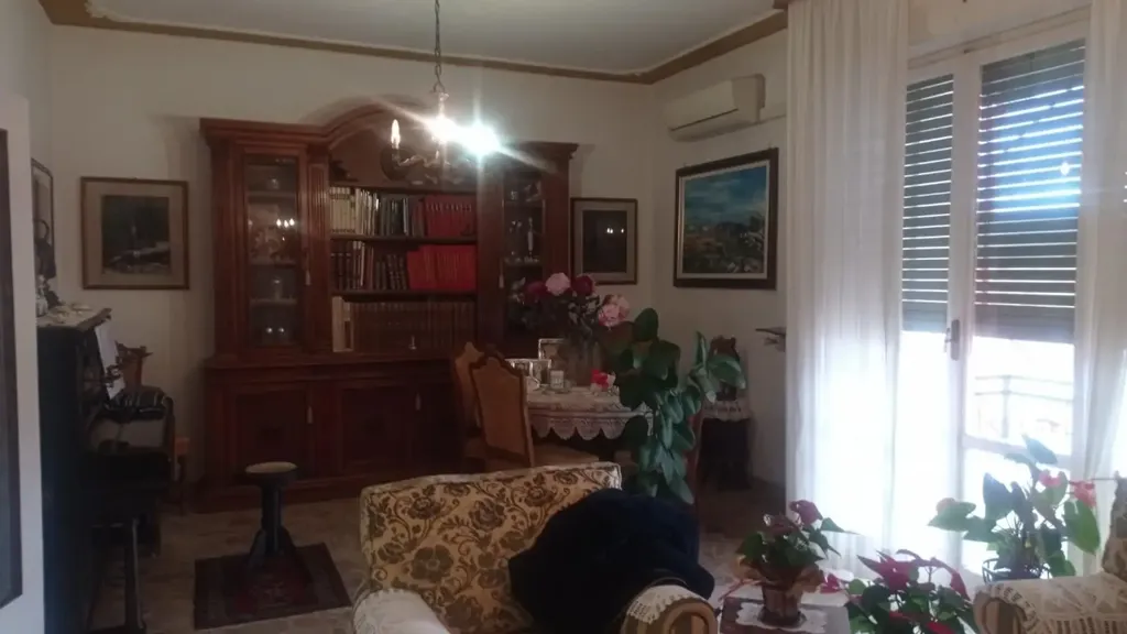 Soggiorno - Apartment with Solar Panels in Pisa