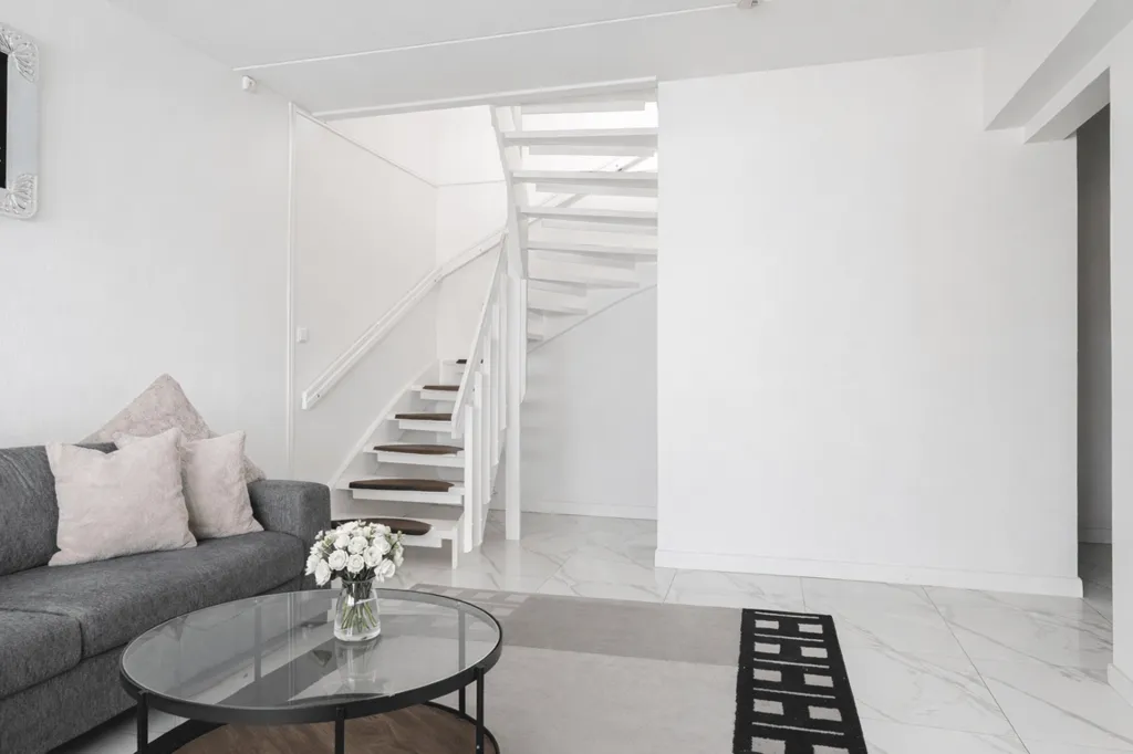 Séjour - Two-Storey Apartment with Balcony in Bjuv
