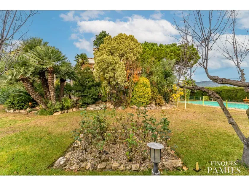 Aed - Chalet with Pool in El Pinar, Reus