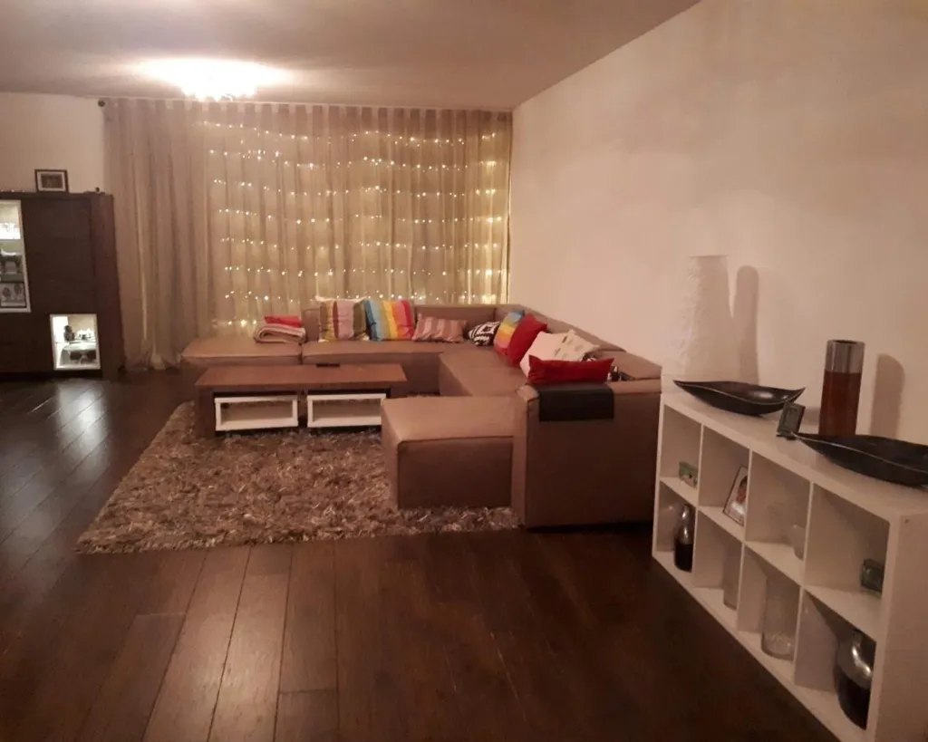 Séjour - Private Room in Peaceful House with Pond View