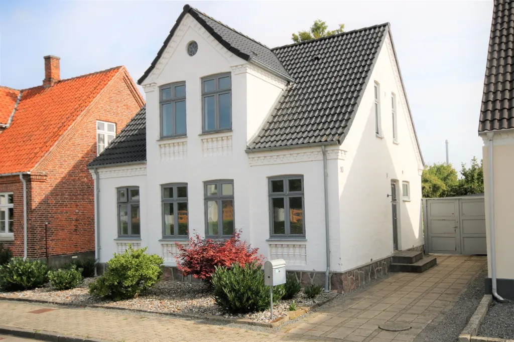 6-toaline maja asukohas Maribo