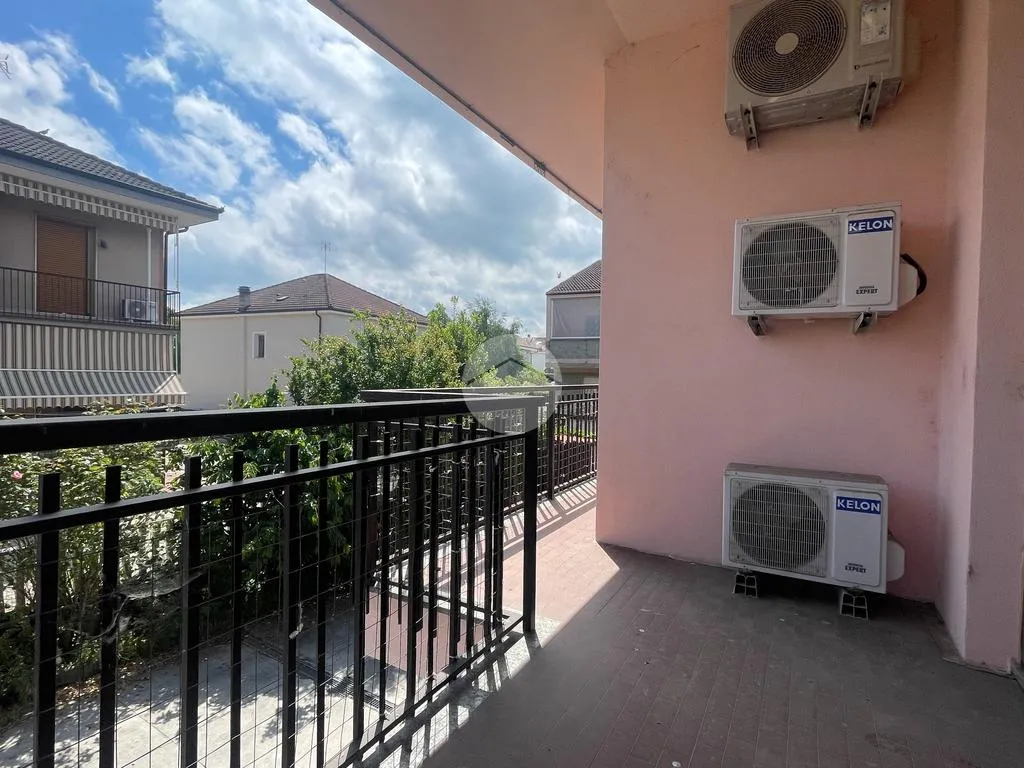 Balcony - Retrofitted Villa with Balconies in Asti